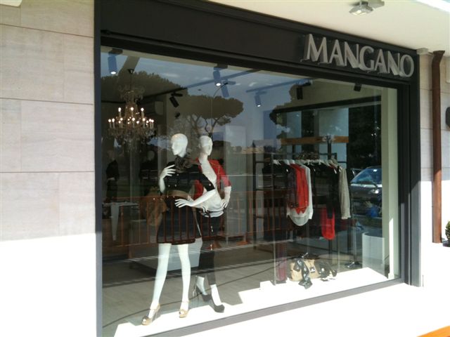 Mangano Roma ingresso