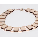 SISTE'S_F2889_collana con placche dorate